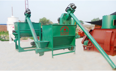 Small Poultry Feed Grinder and Mixer