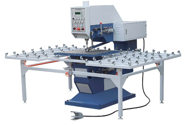 Automatic glass drilling machine