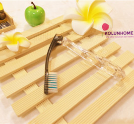 Wholesale folding toothbrush for travel kit