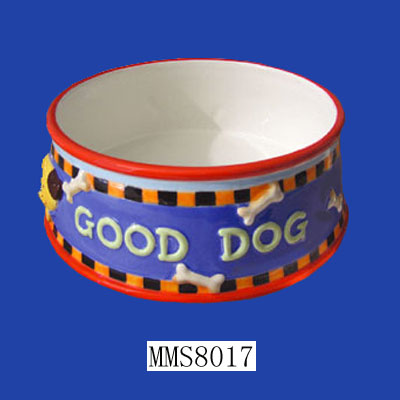 Pet Bowls & Feeders