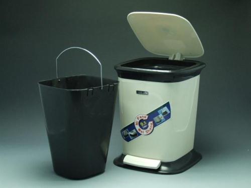 Waste Bin